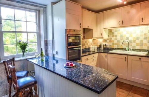 Monsal Dale Cottage | THE MILL, family friendly, with a garden in Great Longstone