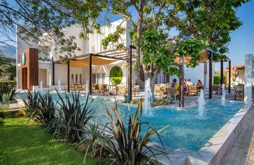 Megalos Prinos Hotel | The Mini Resort