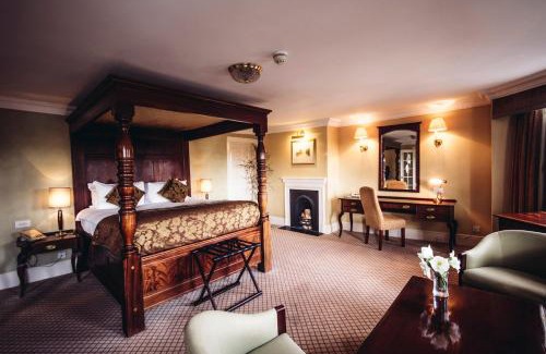 Richmond-upon-Thames Hotel | The Mitre, Hampton Court