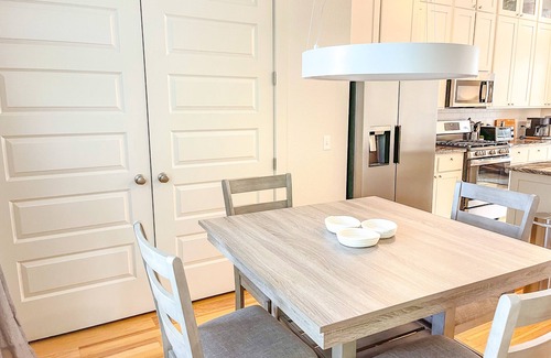 Fayetteville House | The Modern Mission, 3 bed/3 bath, 2 mi from UA and Dickson, 2 bikes included