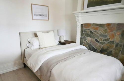 Bathurst House | The Modern Victorian 200 metres from CBD