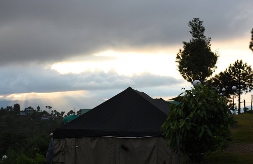 Almora Hotel | The Moksha Retreat