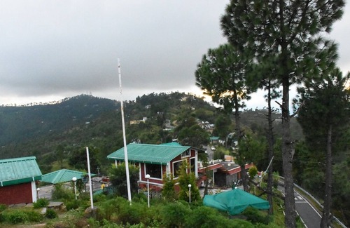 Almora Hotel | The Moksha Retreat
