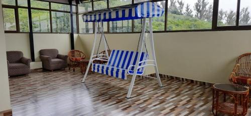 Pudumund Hotel | The Monarch