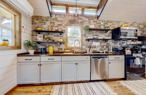 Evergreen House | The Montclair Drive Delight