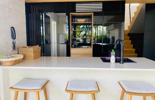 Long Beach Villa | The Moonlight Villa