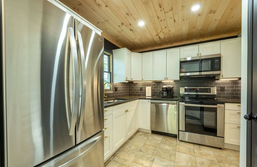 Rockbridge Cabin | The Moonstone - A Stellar Cabin