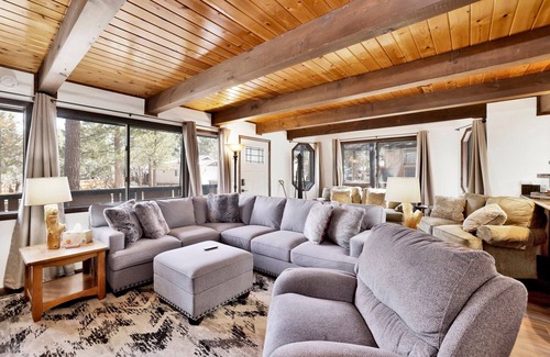 Sugarloaf Cabin | The Moose Tree House Big Bear~Relaxing Retreat~