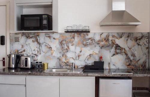 Liverpool Apartment | The Moscow Studios