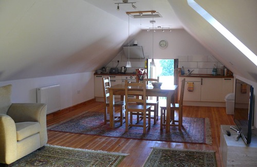 Hay-on-Wye House | The Motor House - Comfort with views