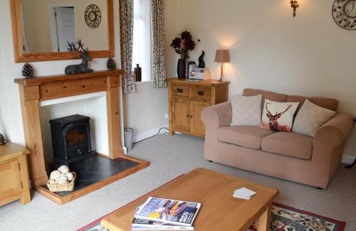 Sudbury House | The Mount