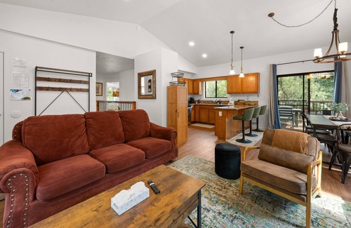 Upper Moonridge Cabin | The Mountain House - Game Room, Arcade Games, Deck, BBQ