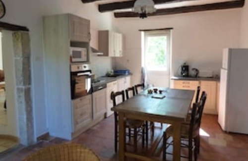 Labastide-de-Virac House | The mulberry tree in the heart of the gorges
