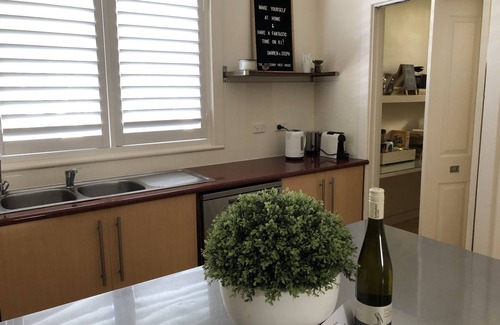 Kingscote House | The Mulberry Tree - Kingscote - Kangaroo Island Holiday Home