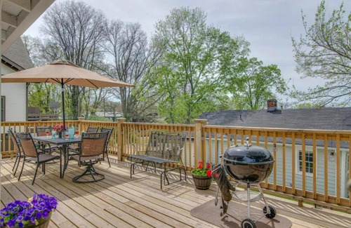 Nashville House | The Nashville White House