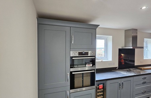 Buxton House | The Neal's, 4 Bedroom House that Sleeps 8 in Buxton