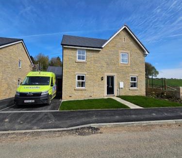 Buxton House | The Neal's 4 Bedroom House in Buxton Sleeps 8