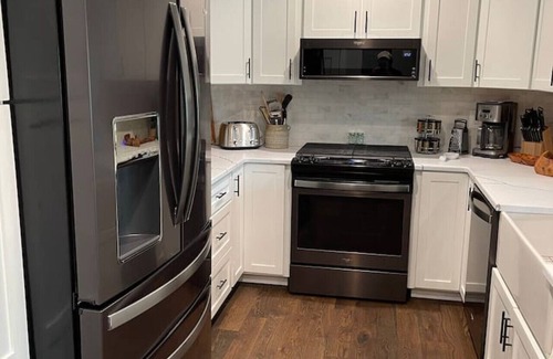 Mystic - New London Apartment | The Net Loft of Stonington “C”