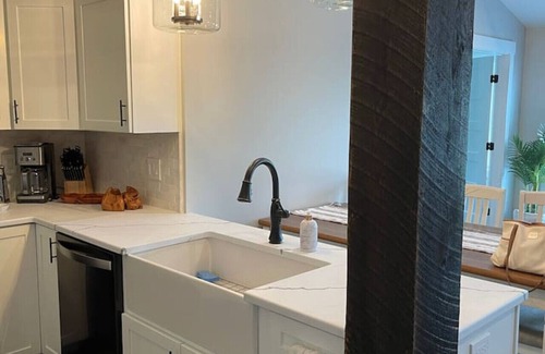 Mystic - New London Apartment | The Net Loft of Stonington “C”