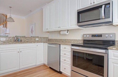 Southport House | The Never Sail Townhome