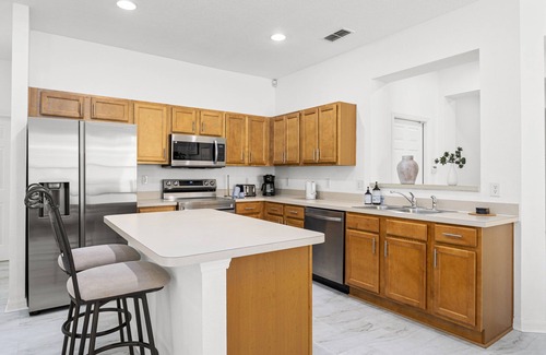 Watersong House | The New Woodlands Villa @ Watersong - A 4 bed 3 bath South Facing Pool Home