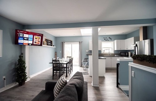 St. Catharines House | The Niagara Speakeasy! Secret theatre room