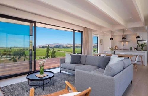 Blenheim House | The Nineteenth Vineyard Accommodation
