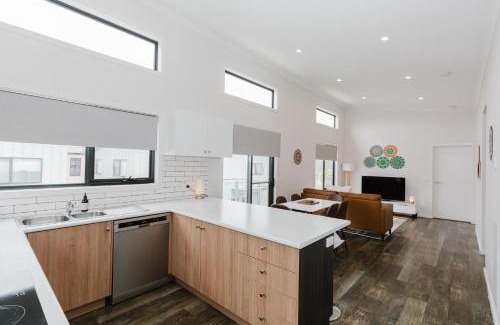 Jindabyne House | The Nix - 9 of 13 Reedys Cutting Road
