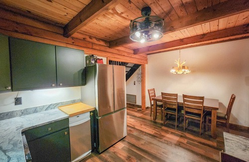 Hawthorne Valley House | "The Northern Star" Townhouse @ Snowshoe on Raven Golf Course