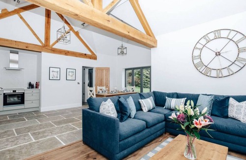 Henley House | The Oak - Brand new Countryside 2 Bedroom Annex - From 165 Per Night