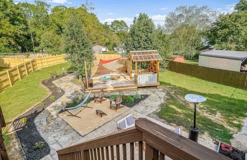 Northeast Raleigh House | The Oasis · The Oasis with Backyard Paradise - King Bed- Pool