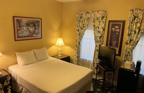 Ocean Grove Bed & Breakfast | The Ocean Plaza Hotel