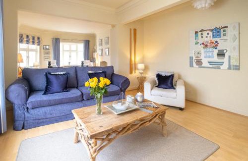 Aldeburgh House | The Old Bakery - Aldeburgh Coastal Cottages