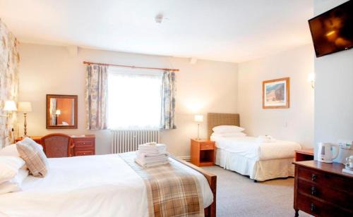 Warminster Hotel | The Old Bell - Warminster