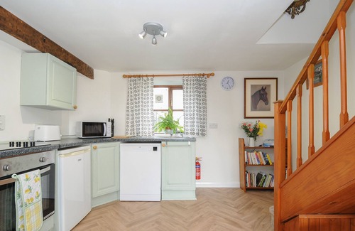 Burrowbridge Cottage | THE OLD CORNSTORE, character holiday cottage in North Petherton