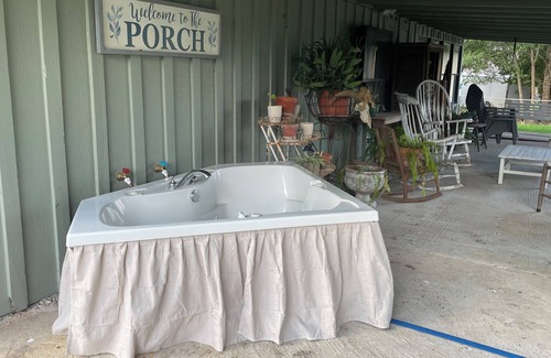 Brenham House | The Old Dairy – A Historic Brenham Getaway