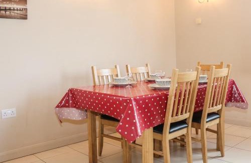 Patching House | The Old Dairy