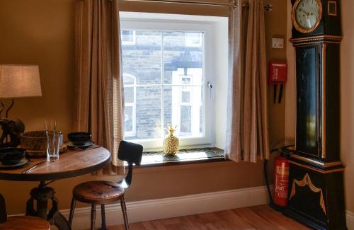 Pateley Bridge House | The Old Explorers