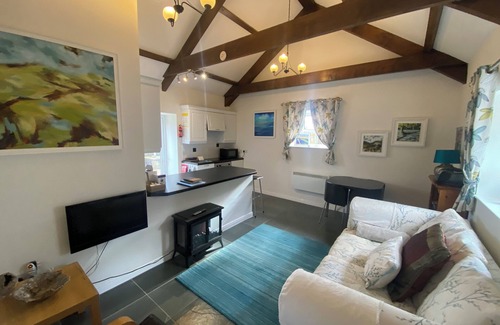 Golden Grove Cottage | The Old Forge: a self-catering countryside haven.