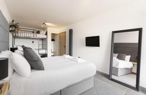 Maesteg Hotel | The Old House 1147