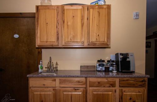 Charlotte Hotel | The Old Lantern Inn