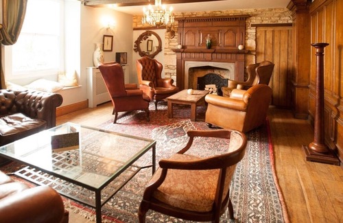 Box House | The Old Lodge