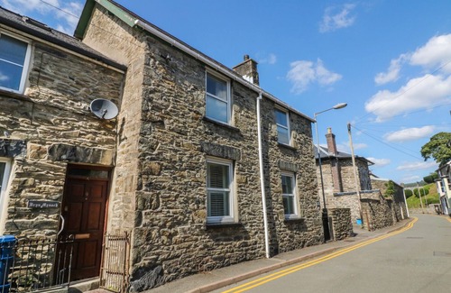 Bala Cottage | The Old School House