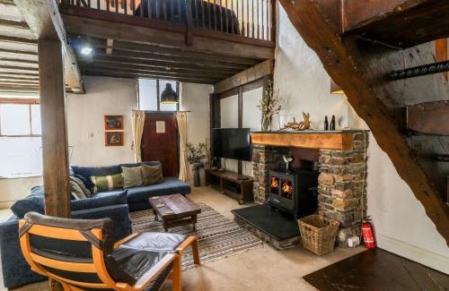 Lynton House | The Old Smithy