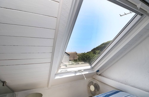 Helford Passage Cottage | THE OLD STABLE, pet friendly, character holiday cottage in Porthallow