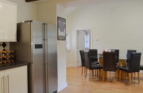 Sugnall House | The Old Stables