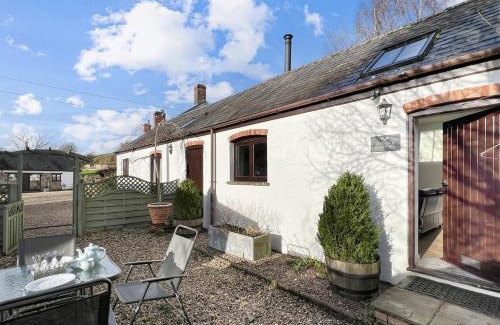Cornwall House | The Old Stables Waterrow