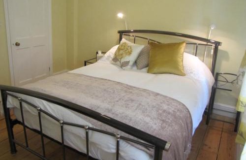 Kenton Bed & Breakfast | The Old Vicarage B&B