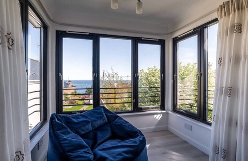 Crail Cottage | The Old Vinery - a townhouse that sleeps 10 guests in 5 bedrooms