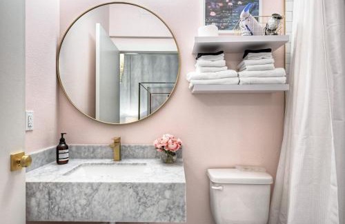 Galveston Hotel | The Oleander Hotel Room 9